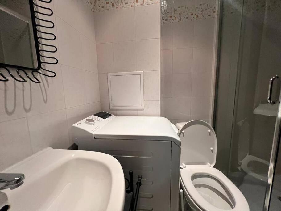 Cozy 1 Bedroom Apartment Next To The Gondola Bansko Exterior photo